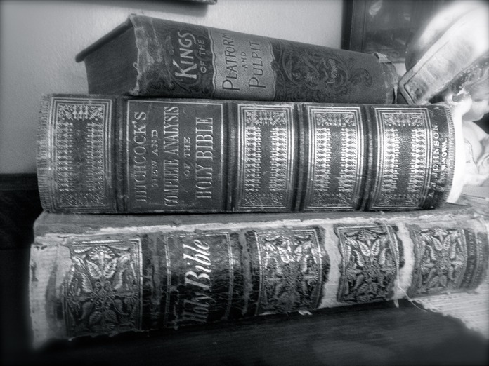 3_bibles_med